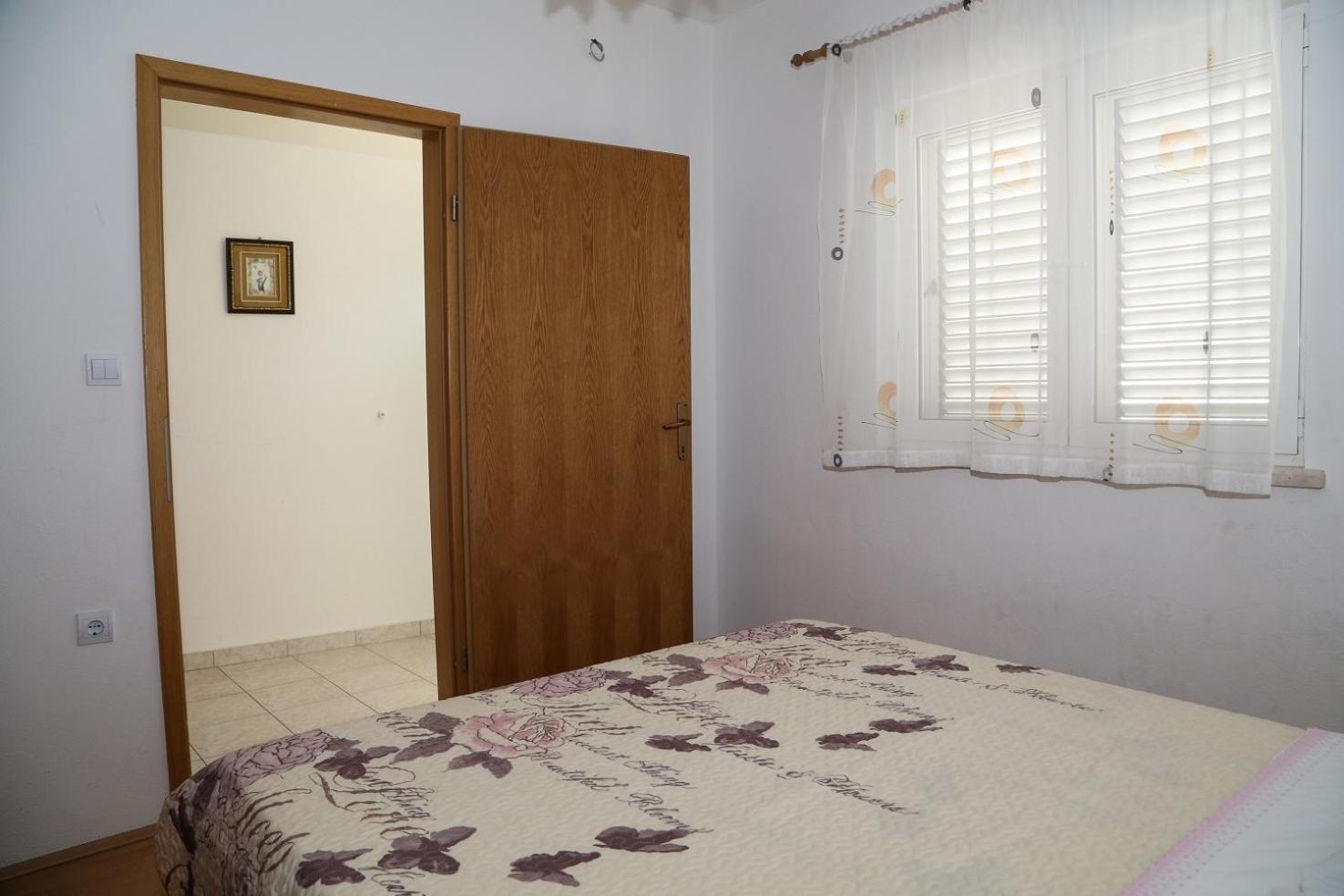 Apartments By The Sea Milna, Hvar - 12244 Номер фото